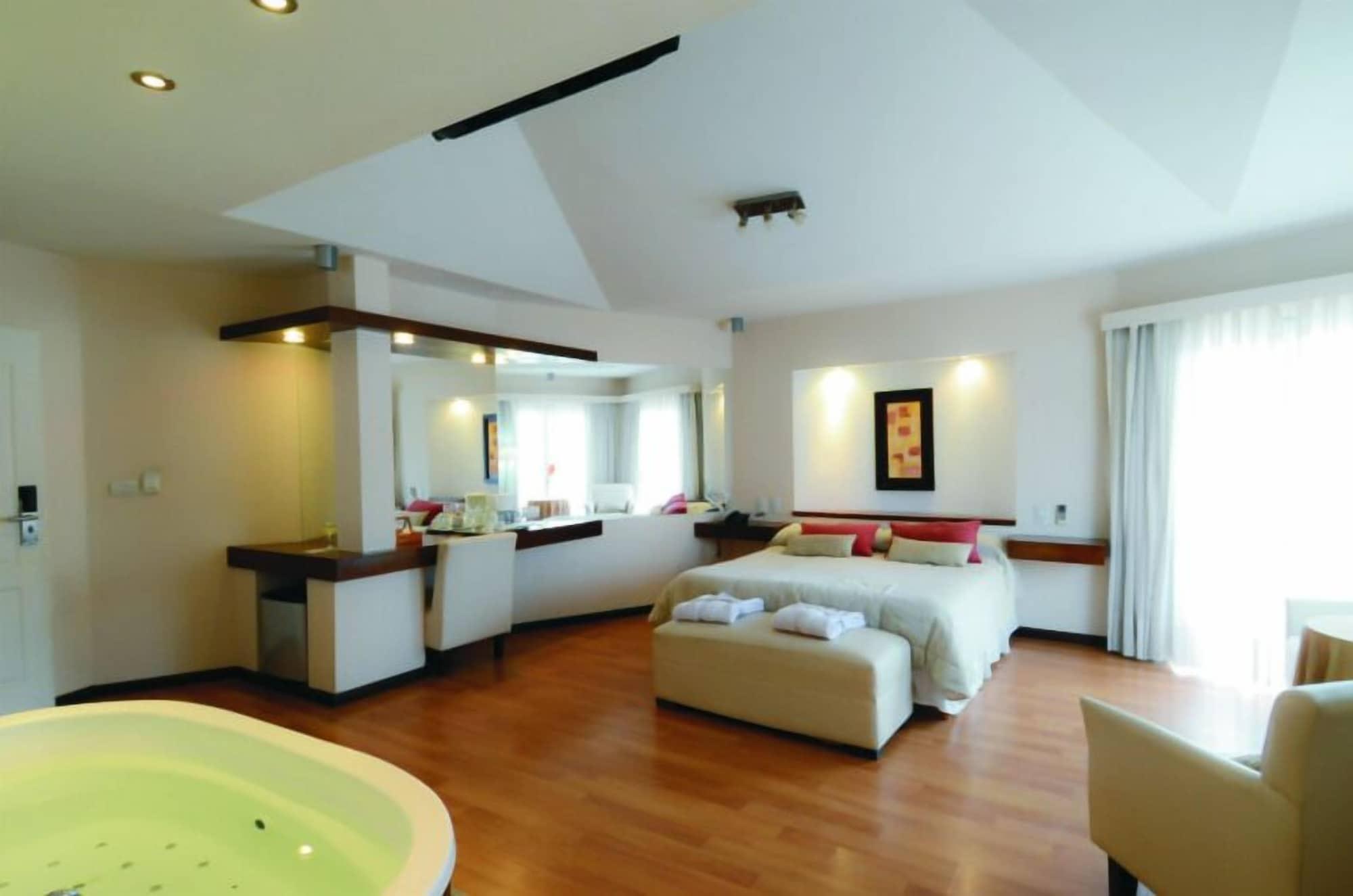 Santa Cecilia Resort & Spa Villa Carlos Paz Kültér fotó