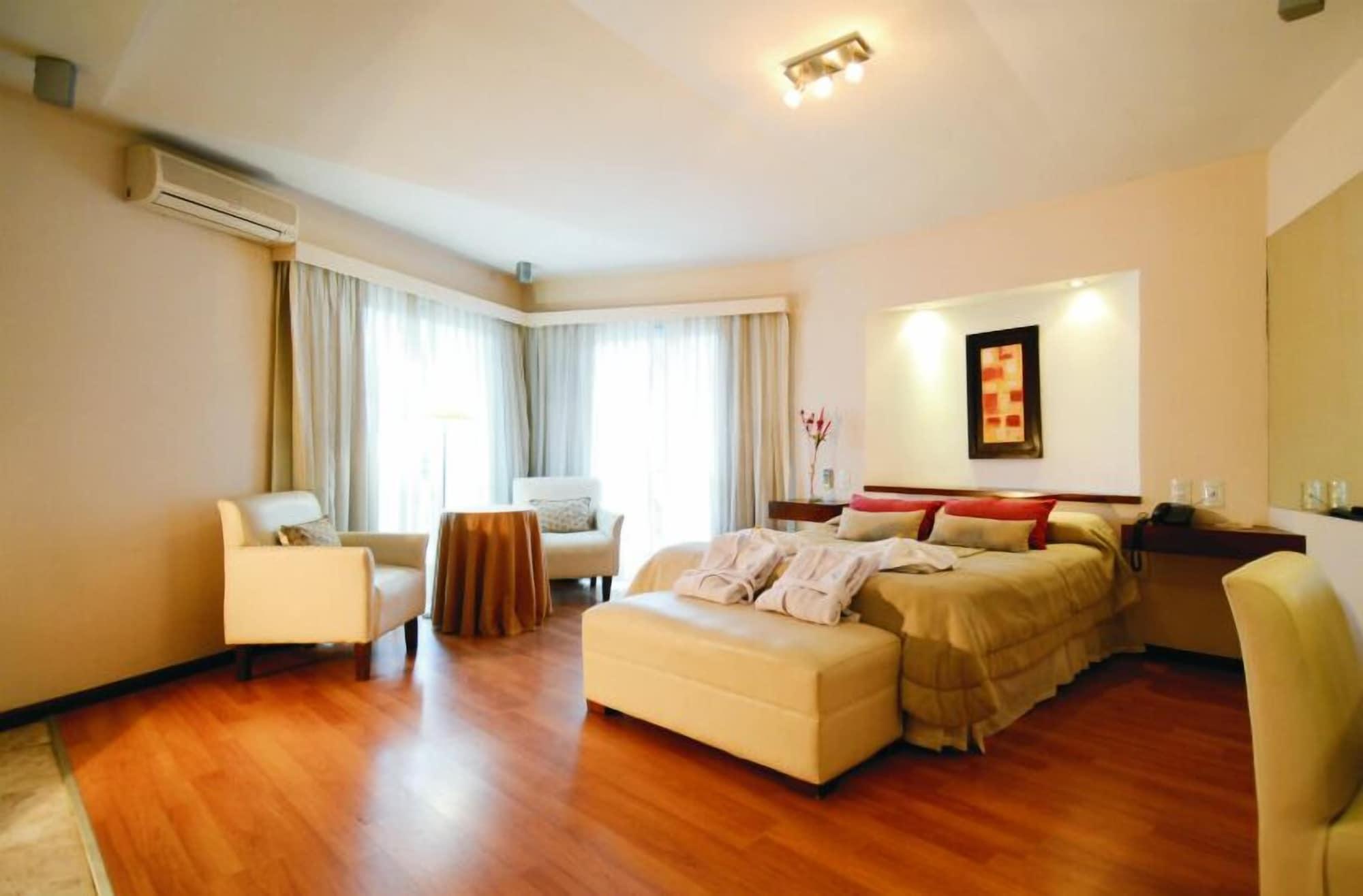 Santa Cecilia Resort & Spa Villa Carlos Paz Kültér fotó
