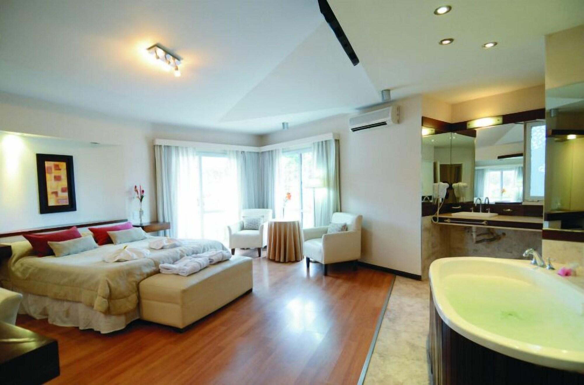 Santa Cecilia Resort & Spa Villa Carlos Paz Kültér fotó
